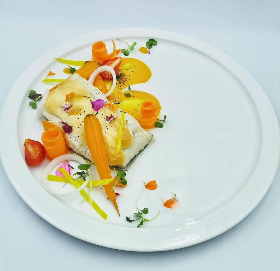 Logis Hotel Restaurant Le Clos Fleuri Castelnaudary Exterior photo