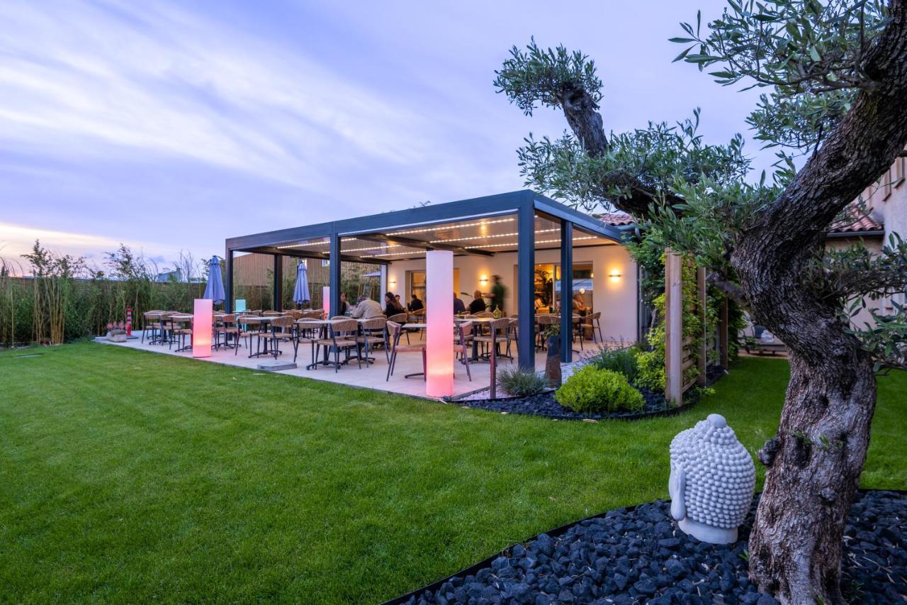 Logis Hotel Restaurant Le Clos Fleuri Castelnaudary Exterior photo